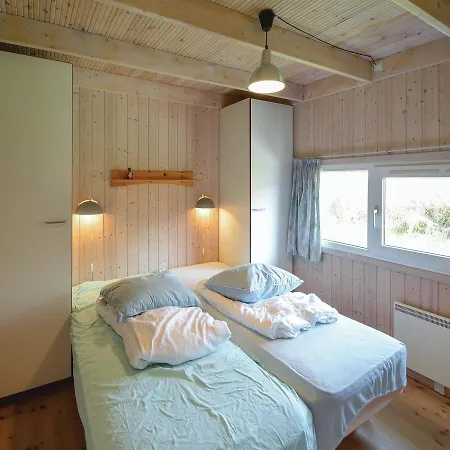 Three-bedroom Holiday In